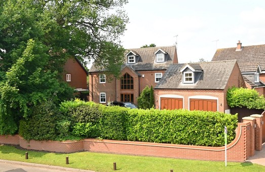 Church View House The Glebe,  Rosliston