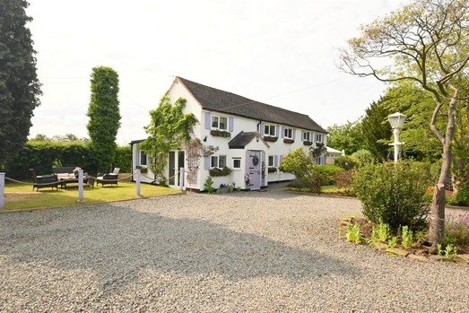 Lilac Cottage Lichfield Road,  Armitage