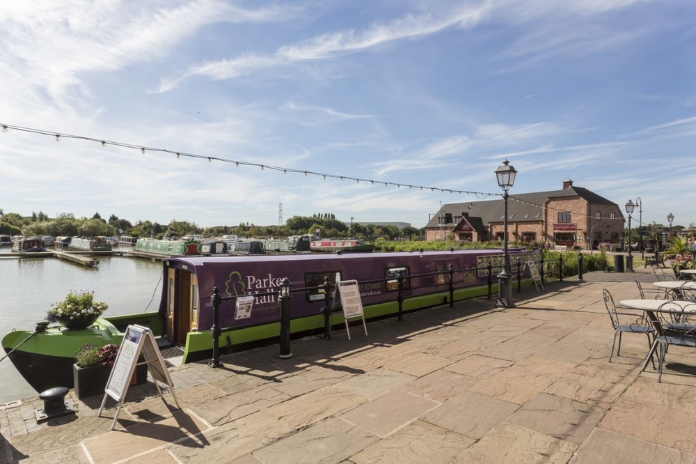 **Visit our unique location** Barton Marina, Barton Under Needwood