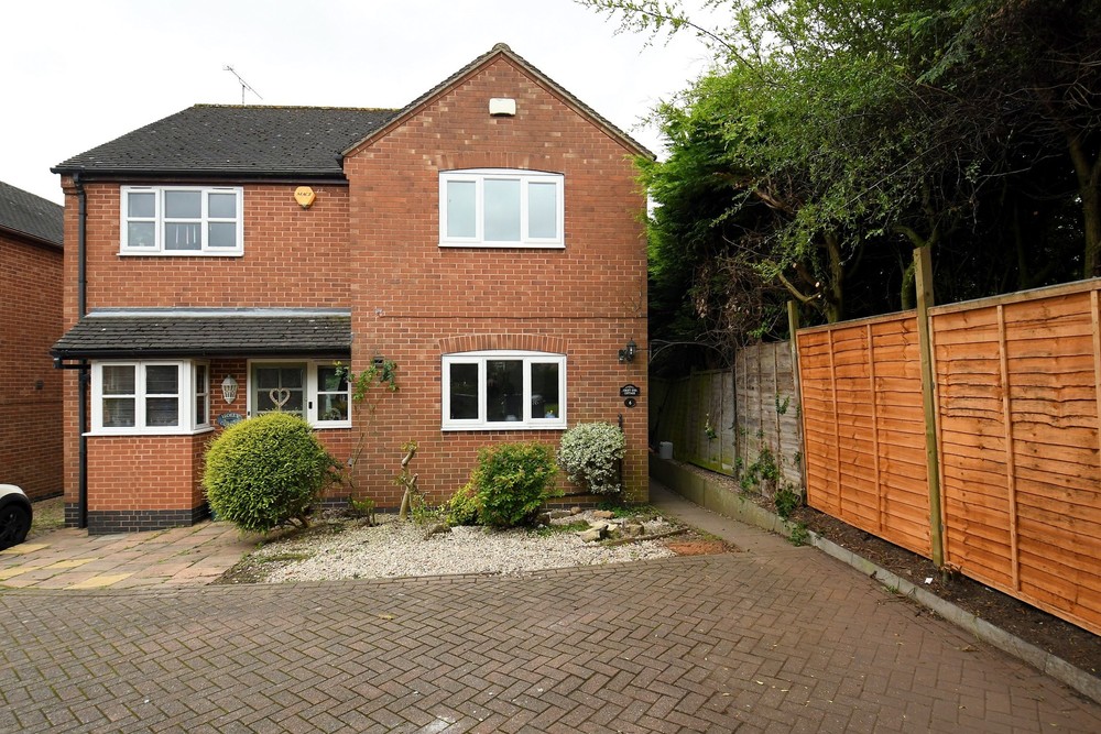 Croft End Cottage, Tatenhill £225,000 Semi Detached Village Home