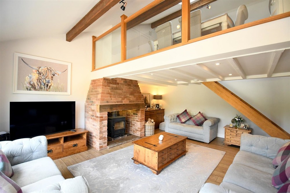 Character Converted Barn with No Chain Lavender Cottage £700,000