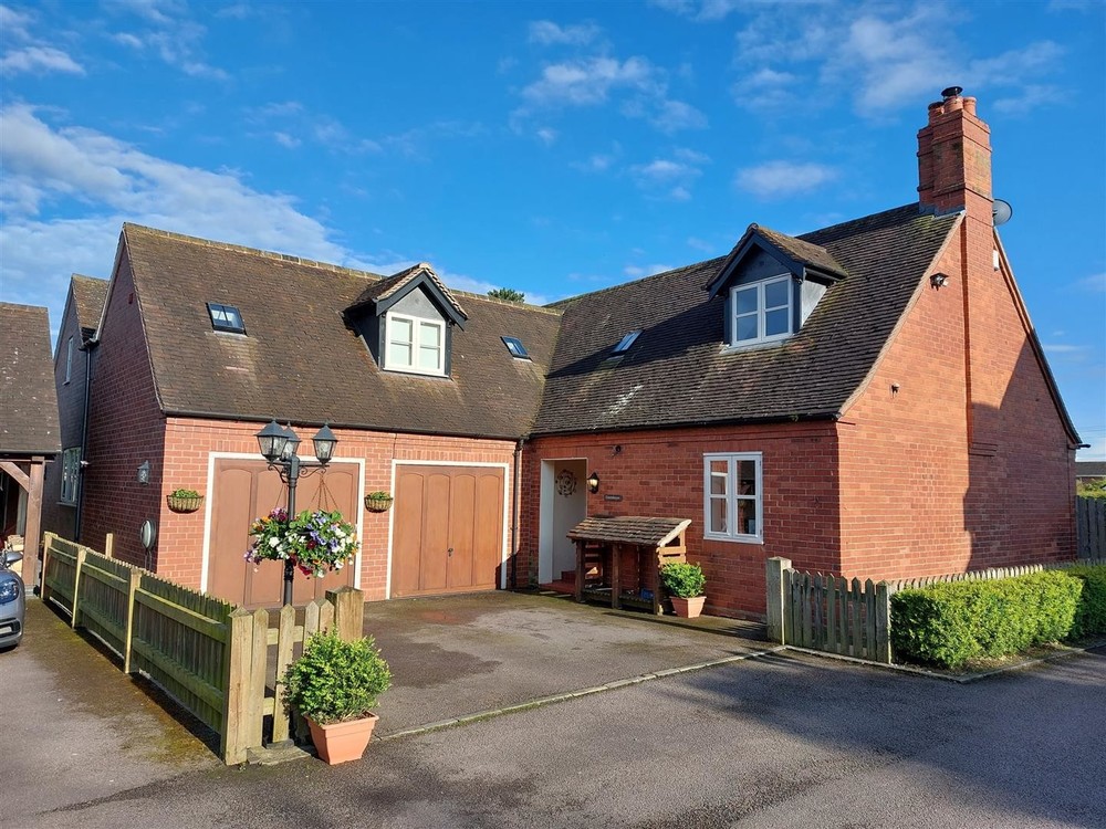 0.2 Acre South Facing Garden with Church Views - Greenheyes