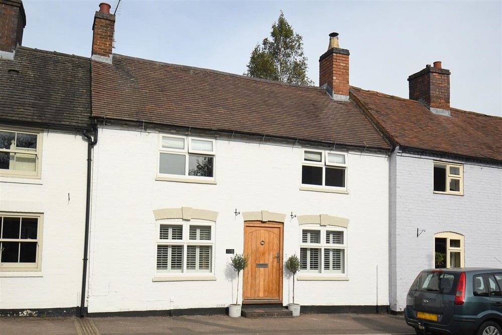 Charming Character Cottage - Recently Remodelled & Upgraded - Main Street Barton under Needwood