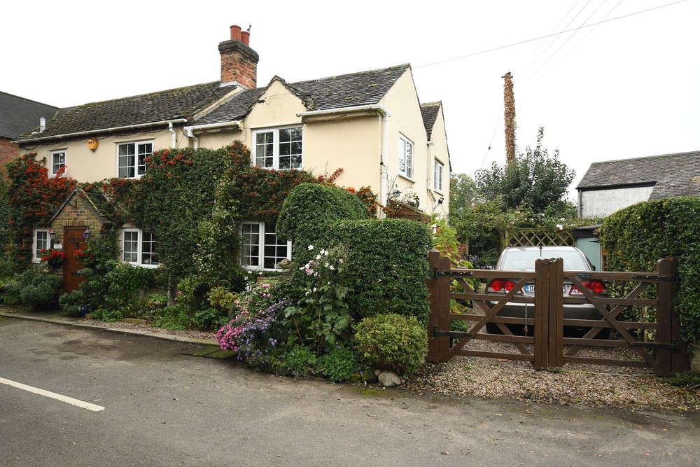 This Weeks Featured Property Enjoying a tranquil setting with far-reaching countryside views... Viewing a must to appreciate this Beautifully Detached Character Cottage.