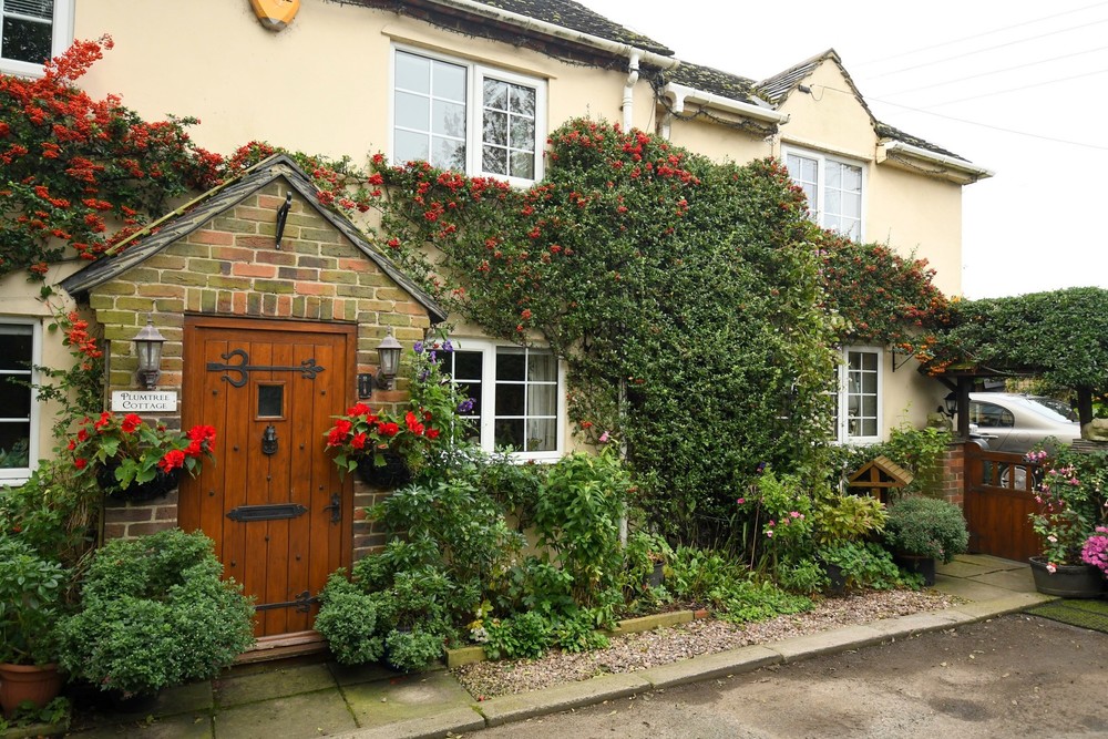 Discover the enchanting Plumtree Cottage nestled in the serene village of Hilton, now at a new price of £375,000!