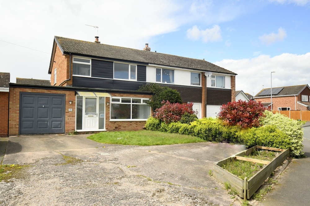 Discover the tranquility of Lightwood Road in Yoxall with this beautifully extended semi-detached home, now available with no upward chain!