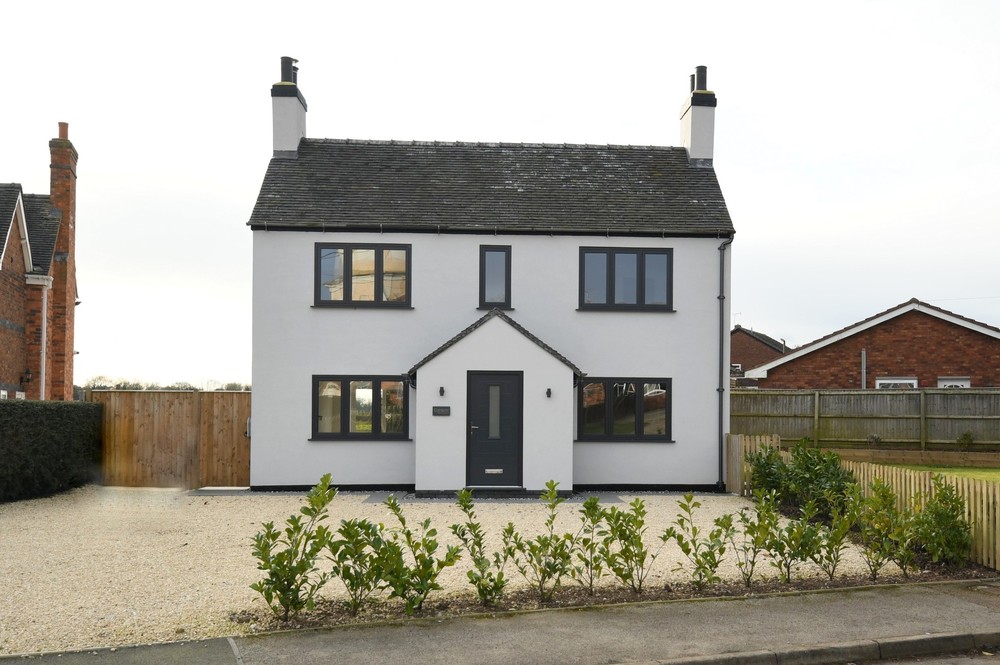 Discover the charm of village life in Colindale, Hanbury with this immaculate refurbished detached property! Now priced at just £550,000