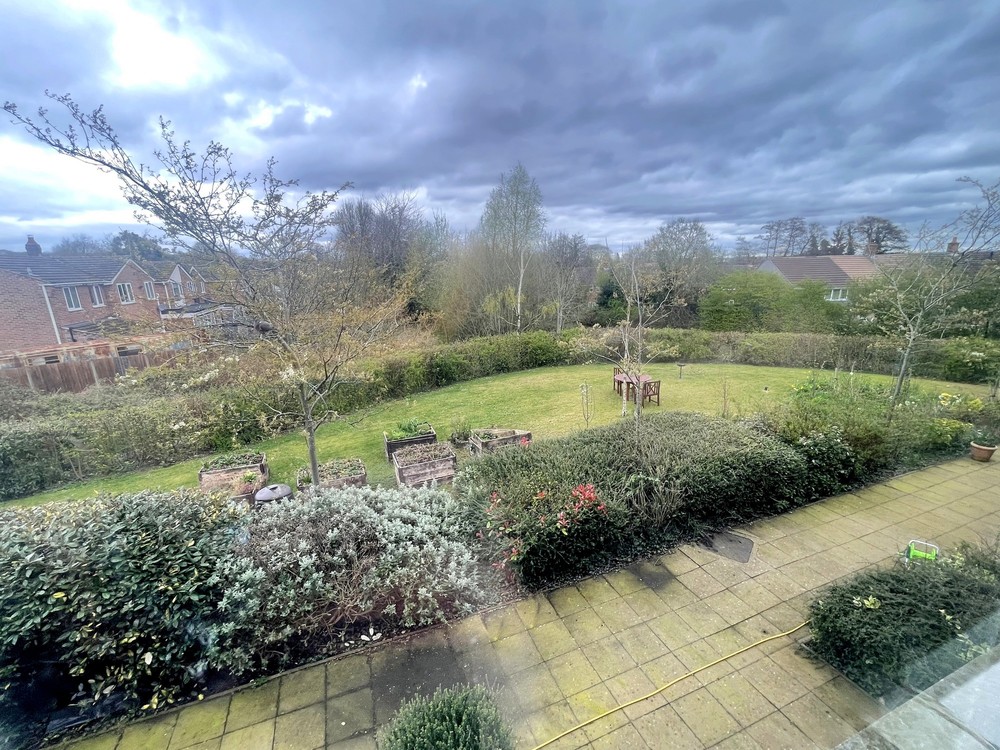 Barton Mews Barton under Needwood £115,000 - Offered with No Upward Chain