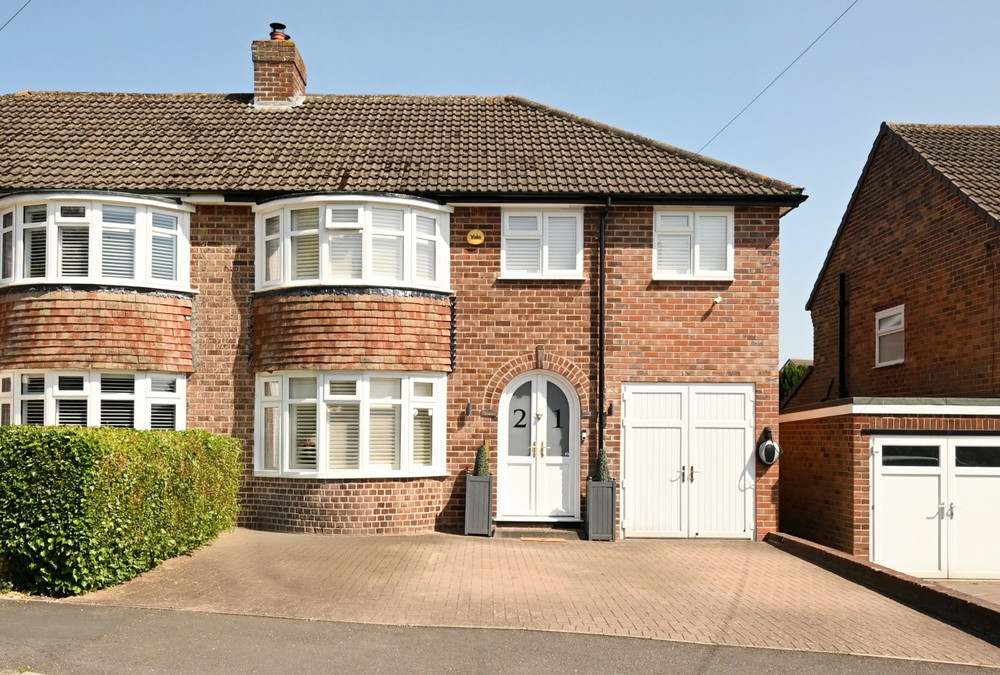 #NewToMarket – £495,000 Church Lane, Barton under Needwood